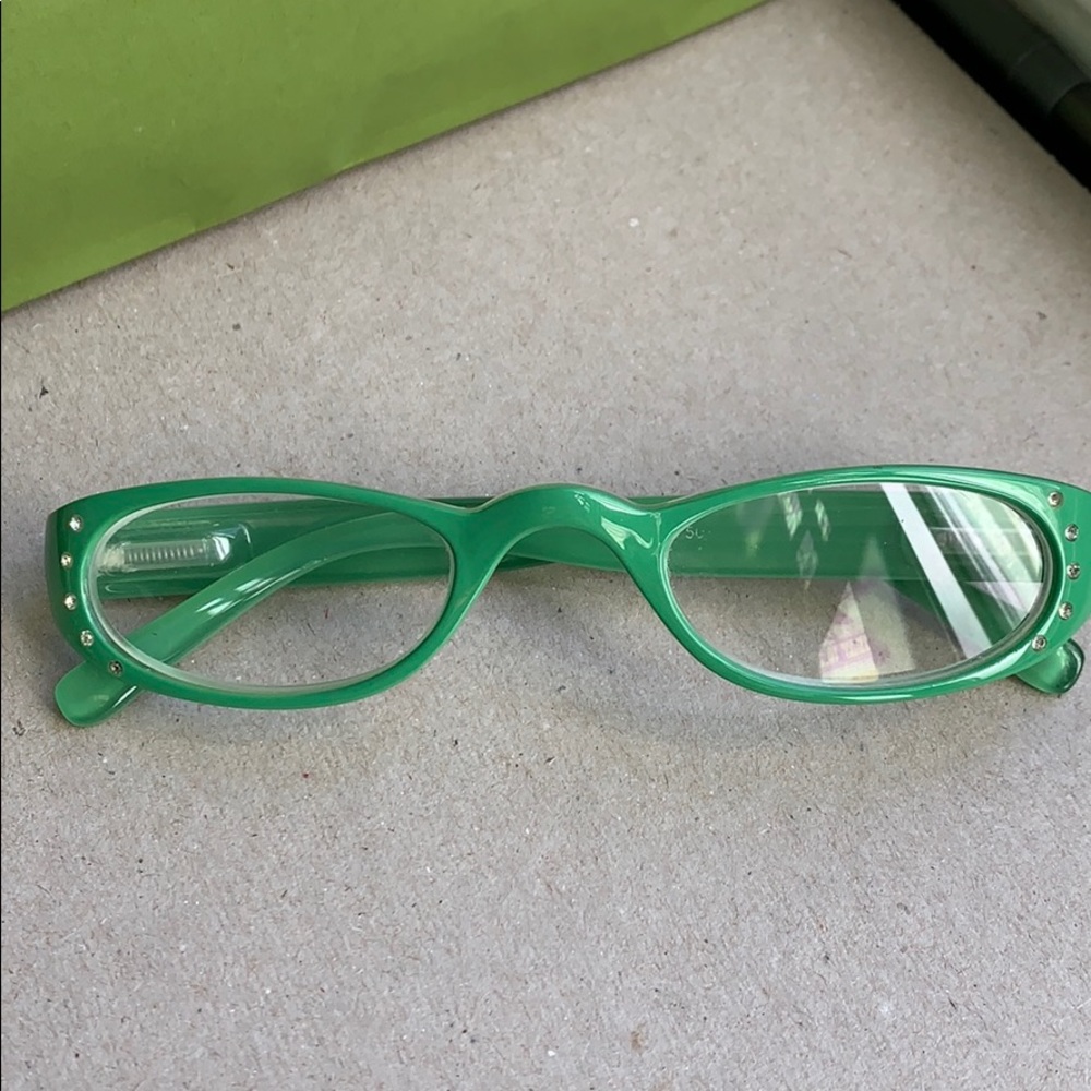+2.50Green reading glasses with crystal accents